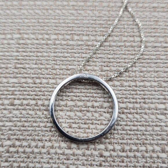 20 Inch Sterling Silver Many Small Diamonds Circle Pendant Necklace A6615 - Picture 5 of 9